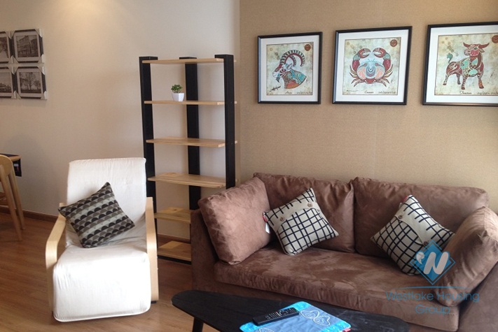 Modern two bedrooms for rent in Vinhomes Nguyen Chi Thanh, Dong Da, Ha Noi